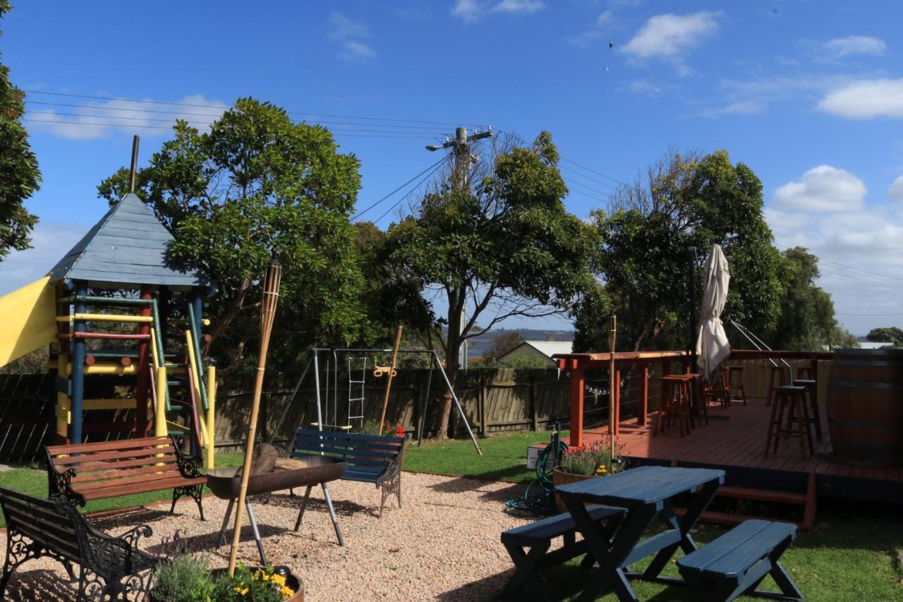 Marlo Caravan Park & Motel Exterior foto